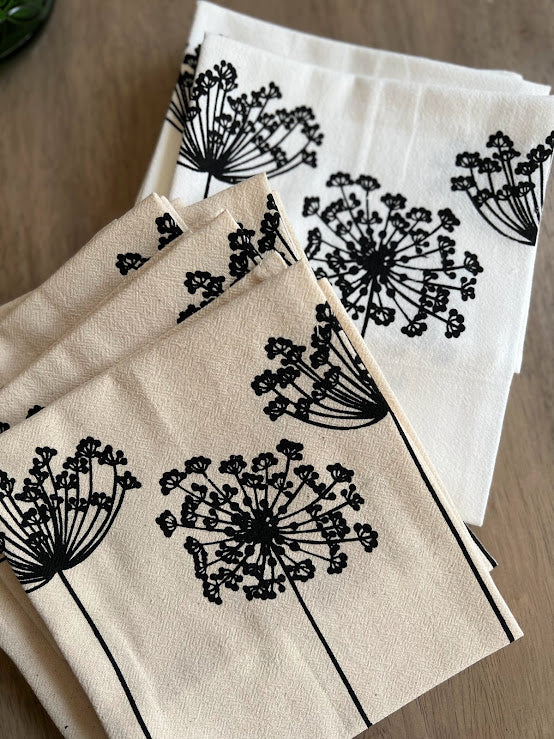 Queen Anne's lace dinner napkins