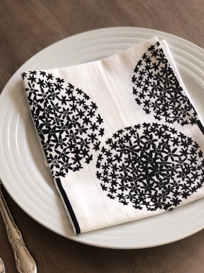 Allium flower cotton dinner napkin set
